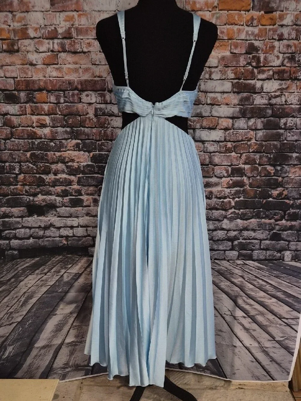 Abercrombie & Fitch Light Blue Pleated V-Neck Maxi Dress